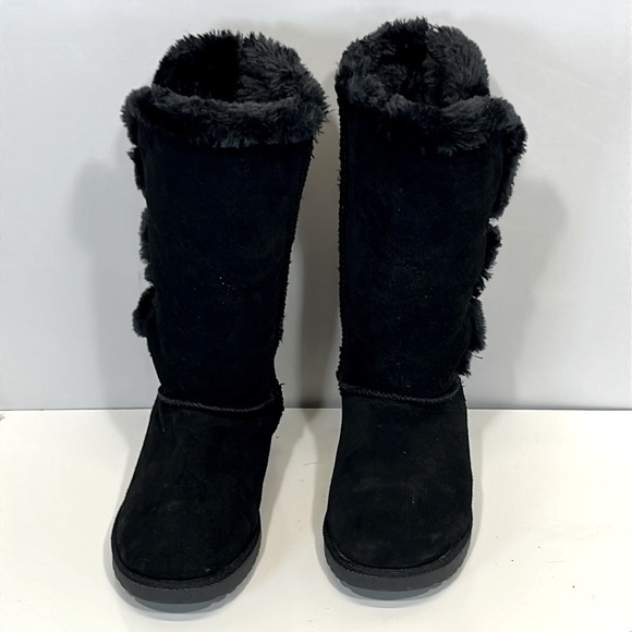Target Boot Size 9 Black Suede Toggle Side Faux Fur lining Winter Outdoor cozy - Picture 4 of 11